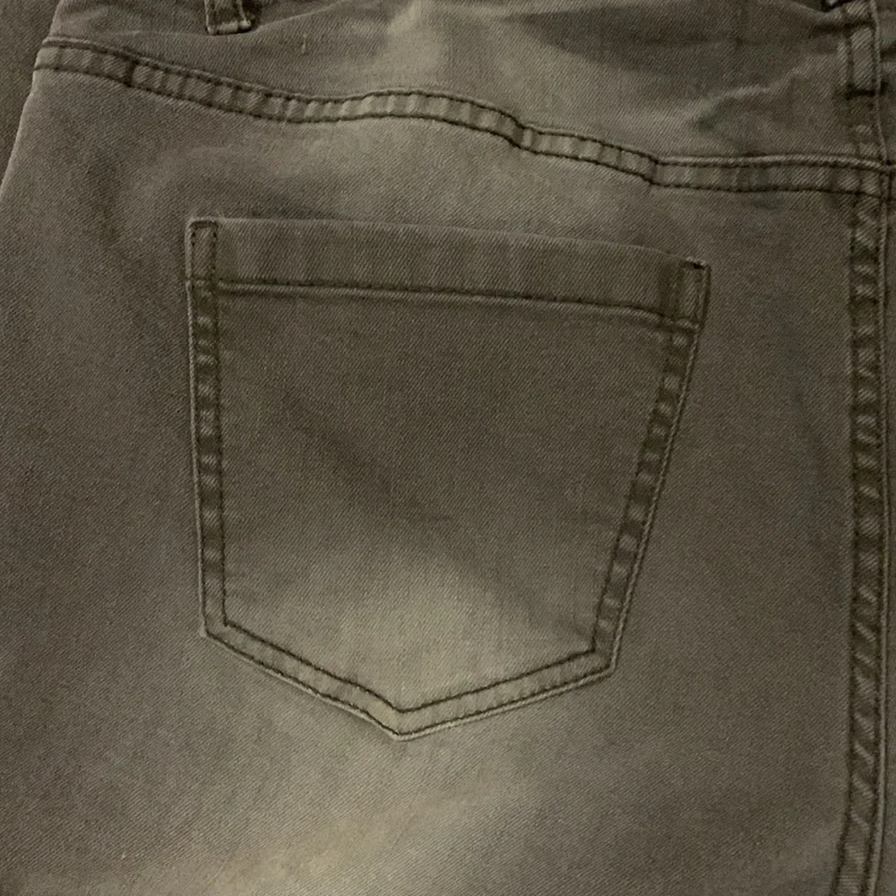 Lane Bryant GenuisFit Skinny Jeans Washed Black - Picture 4 of 7
